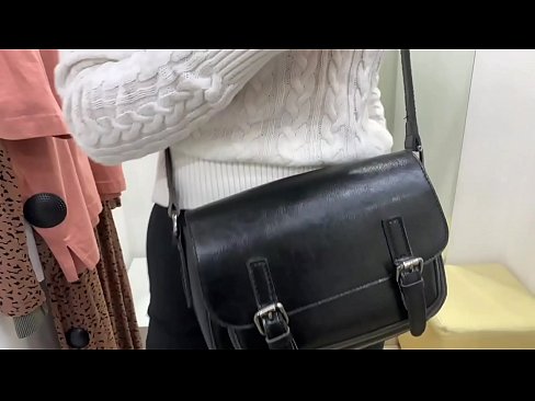 ❤️ Publiczna masturbacja młodej suki FeralBerry z dildo w przymierzalni Porn video at porn pl.mrvideospornogratis.ru ﹏
